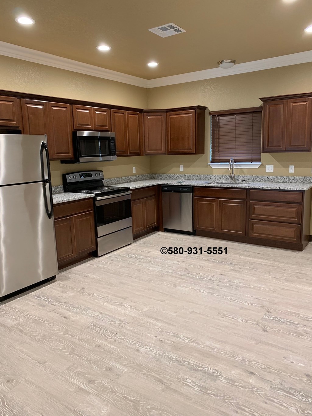 128 N 8th Ave 2 Beds House for Rent - Photo Gallery 5