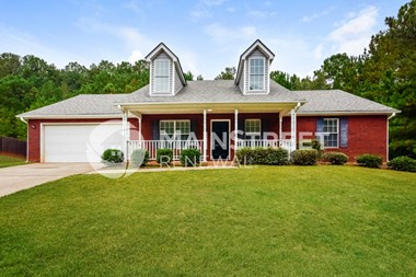 320 Oak Hill Drive 3 Beds Apartment for Rent