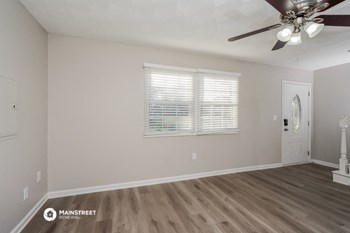 9703 LEOPOLD CT 4 Beds House for Rent - Photo Gallery 6