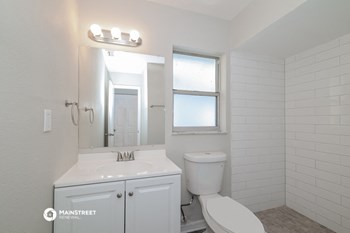 1615 CRESTHAVEN AVE 3 Beds House for Rent - Photo Gallery 14