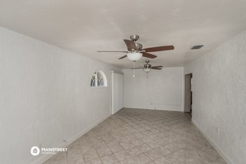 1312 CANTERBURY LN 3 Beds House for Rent - Photo Gallery 4