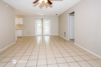 1961 SE DRANSON CIR 3 Beds House for Rent - Photo Gallery 5