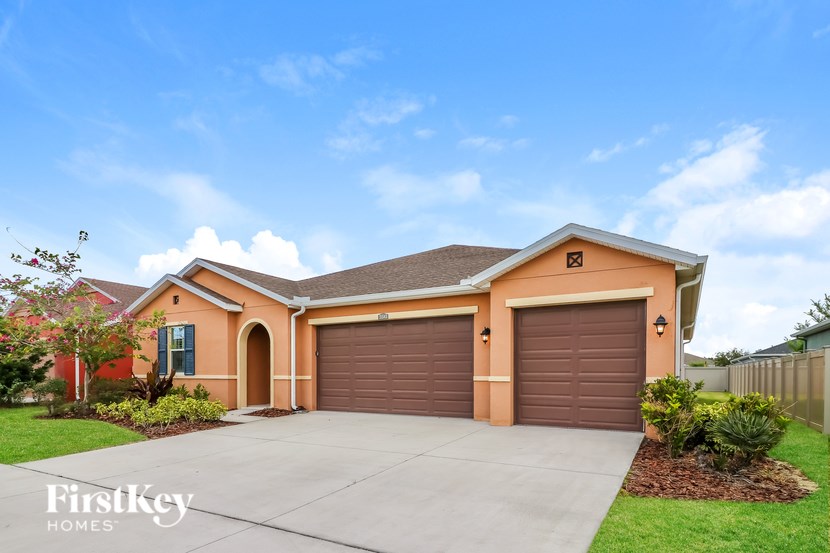 31543 FAIRHILL DRIVE 3 Beds House for Rent - Photo Gallery 1