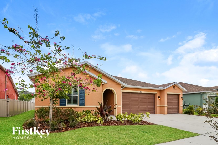 31543 FAIRHILL DRIVE 3 Beds House for Rent - Photo Gallery 2