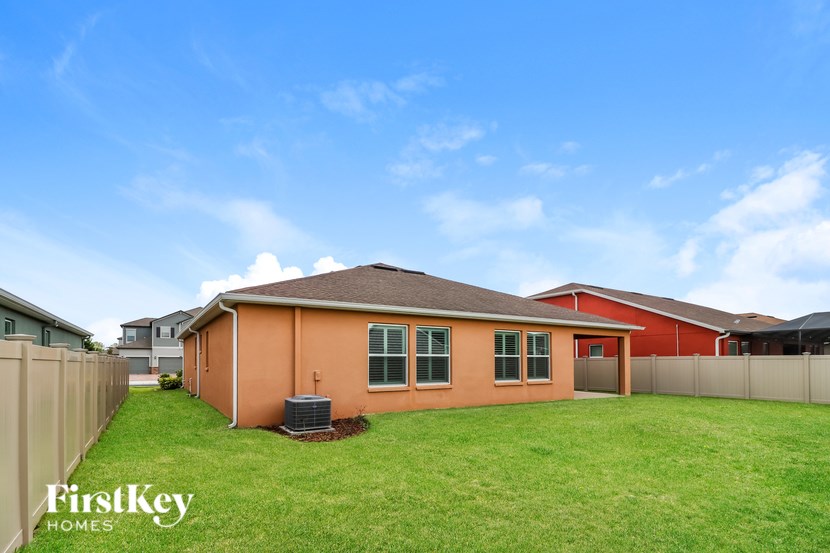 31543 FAIRHILL DRIVE 3 Beds House for Rent - Photo Gallery 14