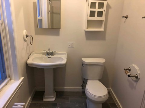 53 Elizabeth St 2 Beds Apartment for Rent