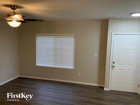 6291 Scottsbluff Drive 3 Beds Apartment for Rent