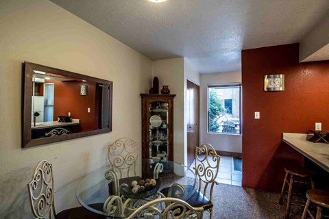 1012 East Navajo Street