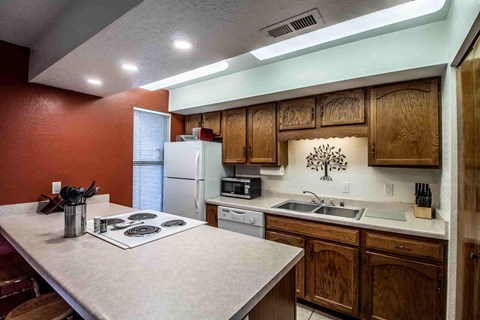 1012 East Navajo Street