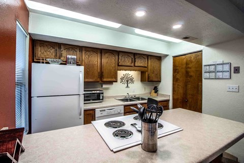 1012 East Navajo Street