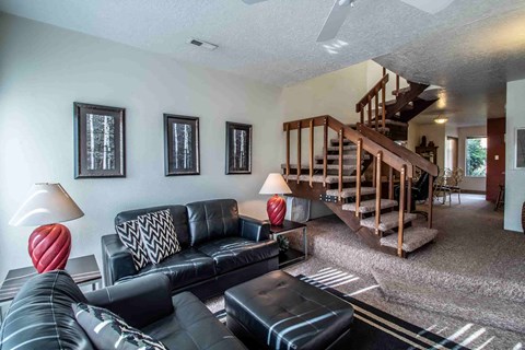 1012 East Navajo Street