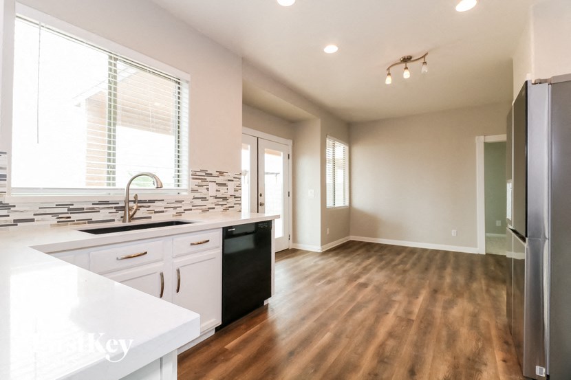 4302 S 249TH AVENUE Buckeye, AZ 85326