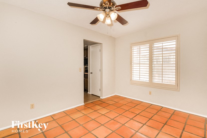 the living room of this home is clean and ready for us to use