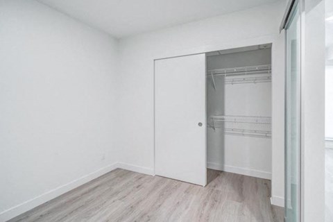 55 9A St. NE Studio-2 Beds Apartment for Rent - Photo Gallery 28