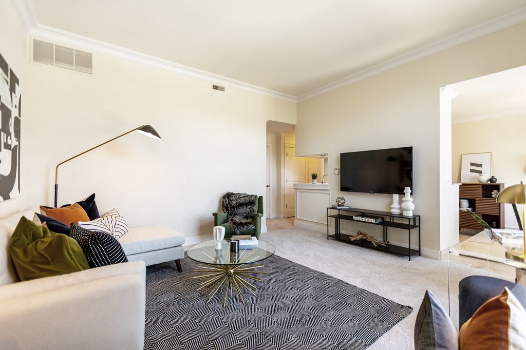 Spacious living room | Novi, Mi Apartments | River Oaks West in Novi