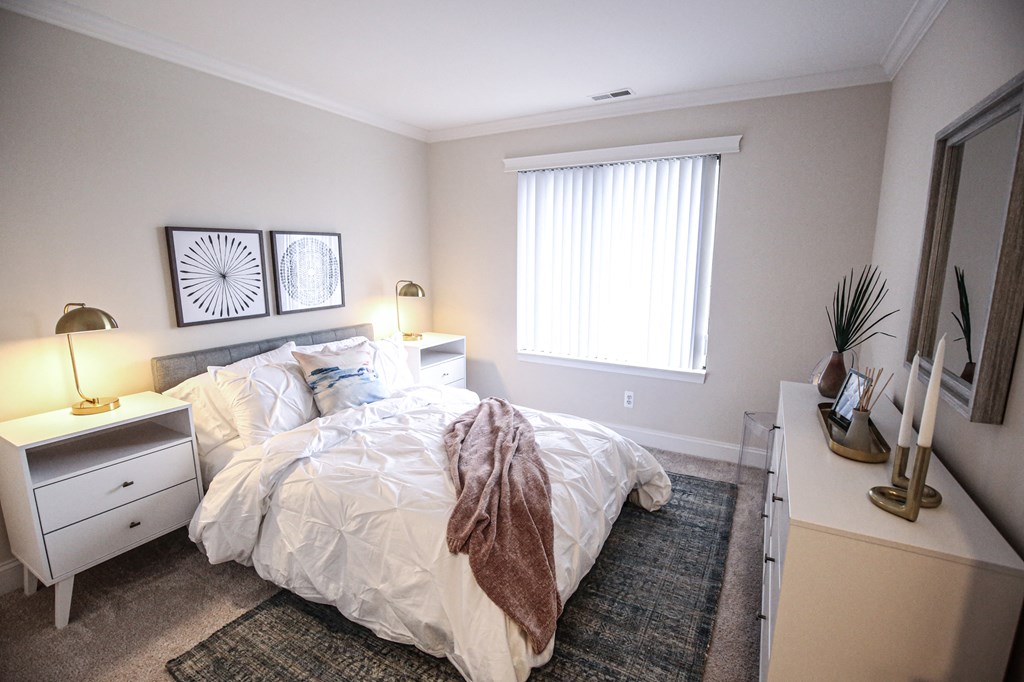 Spacious bedrooms | Novi, Mi Apartments | River Oaks West in Novi