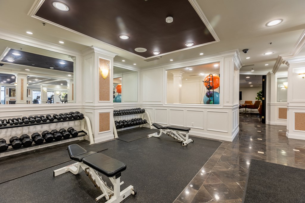 Fitness center | Novi, Mi Apartments | River Oaks West in Novi