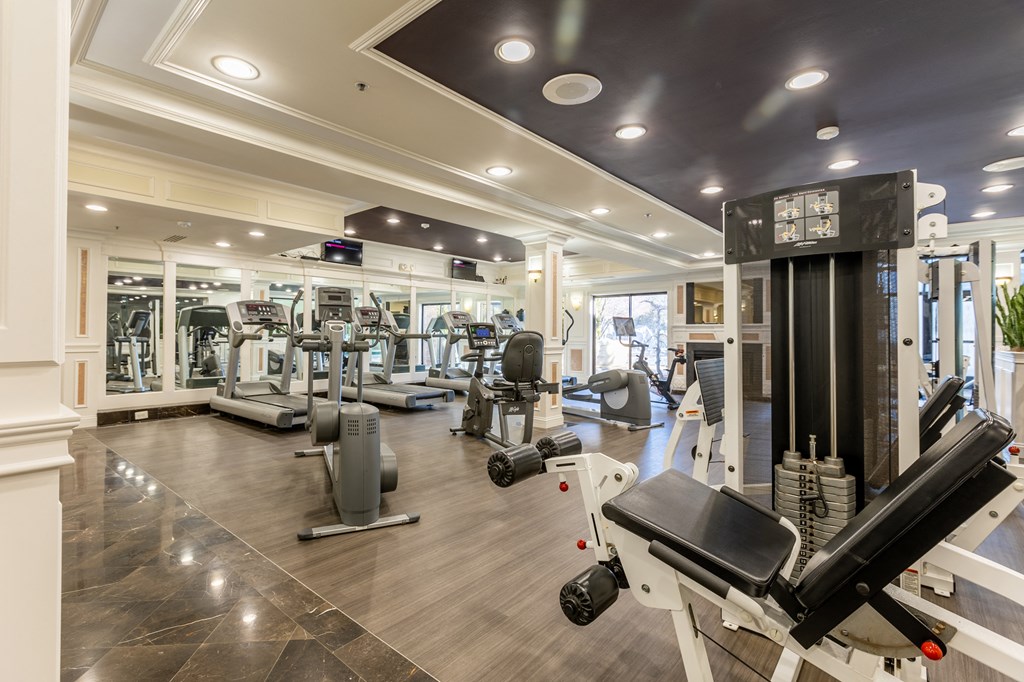 Fitness center | Novi, Mi Apartments | River Oaks West in Novi