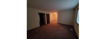 2 Bedrooms, 1 Bathroom