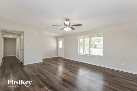 7511 E Toronto Street 4 Beds Apartment for Rent