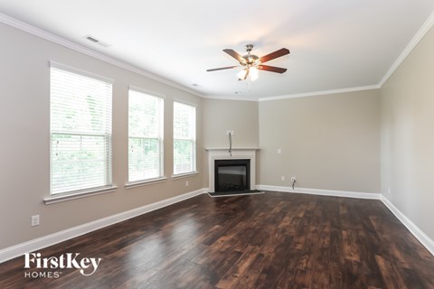 107 Knoll Court 3 Beds Apartment for Rent