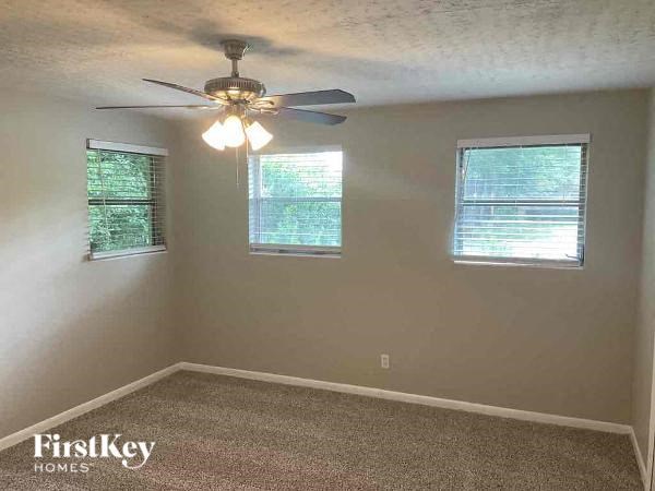 2517 N COLUMBINE DRIVE 3 Beds House for Rent - Photo Gallery 5