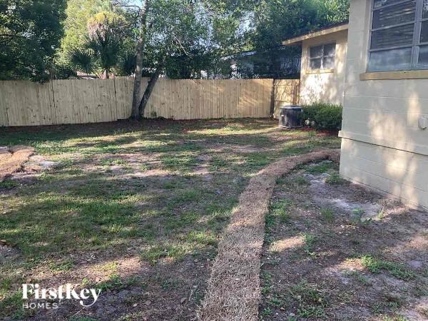 2517 N COLUMBINE DRIVE 3 Beds House for Rent - Photo Gallery 11