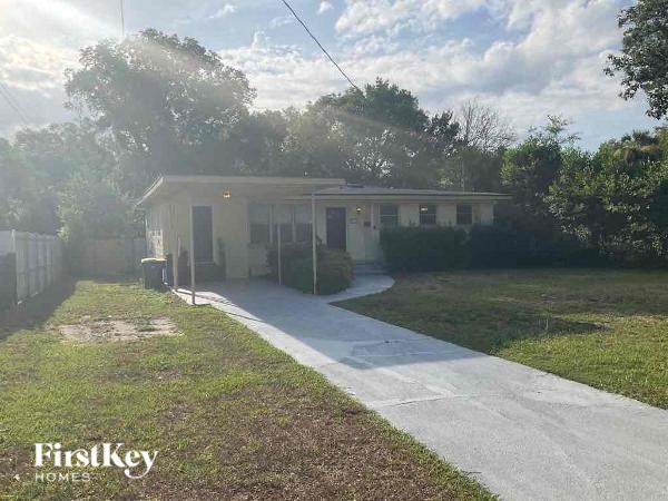 2517 N COLUMBINE DRIVE 3 Beds House for Rent - Photo Gallery 1