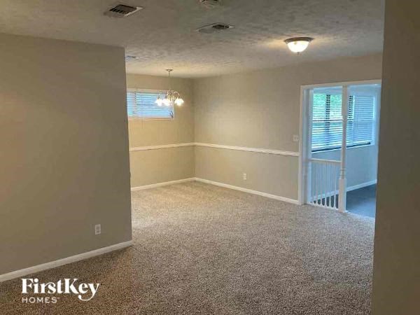 2517 N COLUMBINE DRIVE 3 Beds House for Rent - Photo Gallery 2