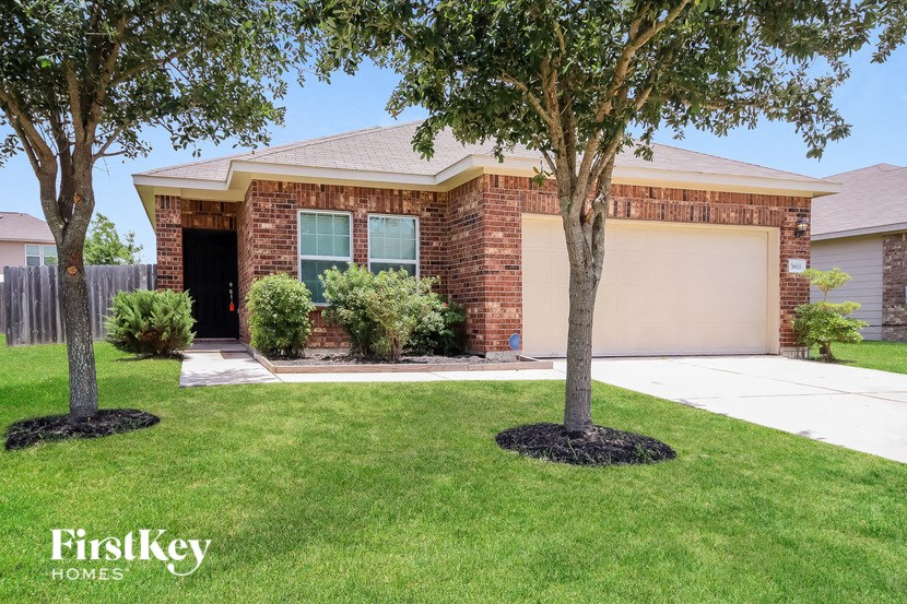 3811 Hunters Trail 3 Beds House for Rent - Photo Gallery 1