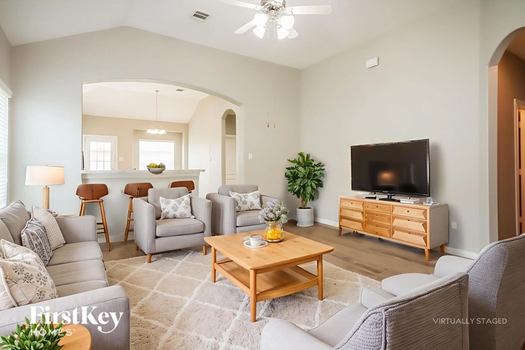 3811 Hunters Trail 3 Beds House for Rent - Photo Gallery 4