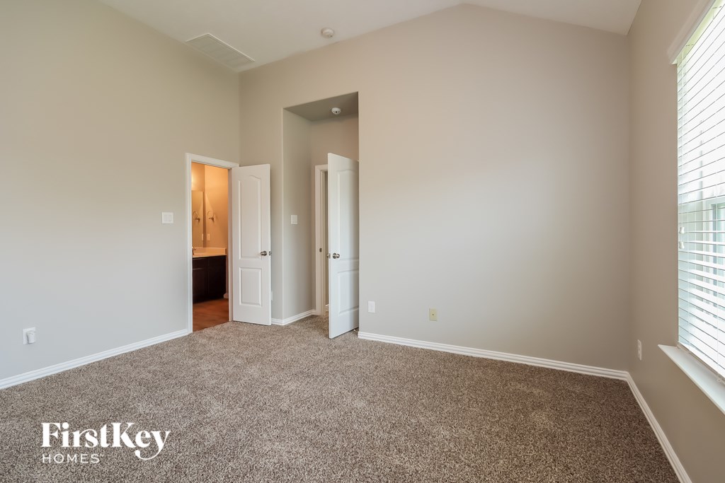 3811 Hunters Trail 3 Beds House for Rent - Photo Gallery 10