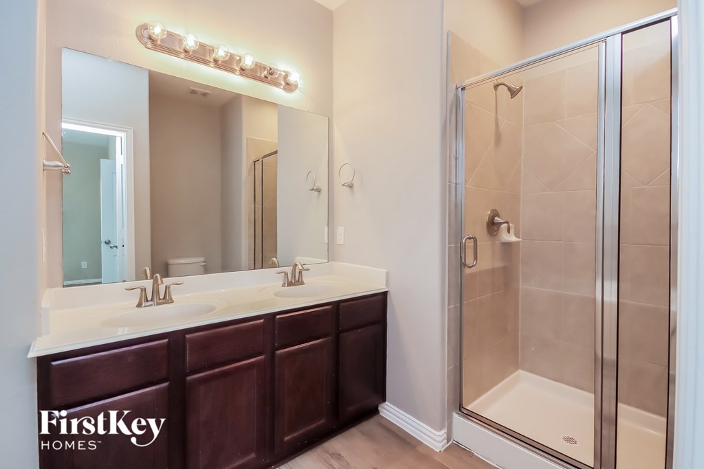 3811 Hunters Trail 3 Beds House for Rent - Photo Gallery 12