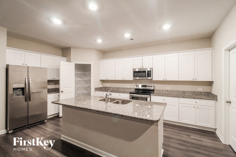 163 Wynn Way 5 Beds House for Rent - Photo Gallery 5