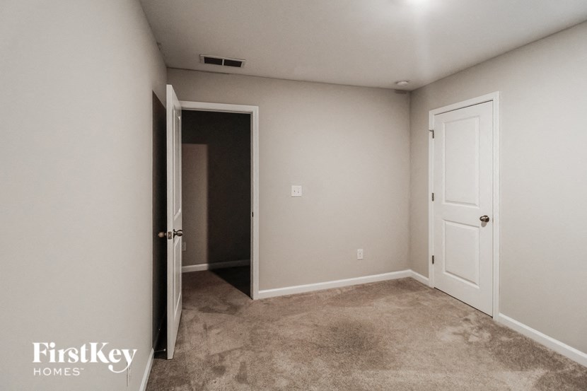 163 Wynn Way 5 Beds House for Rent - Photo Gallery 12