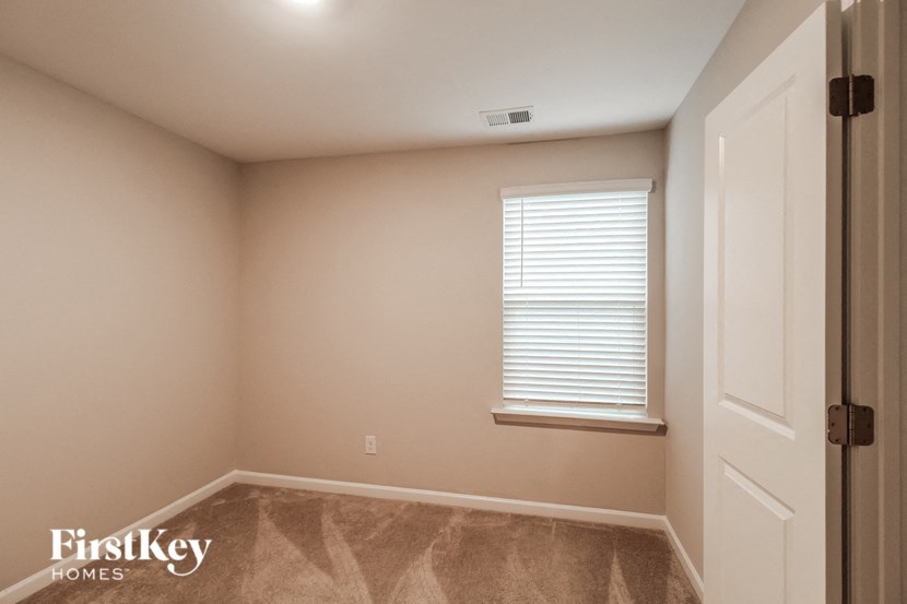 163 Wynn Way 5 Beds House for Rent - Photo Gallery 13