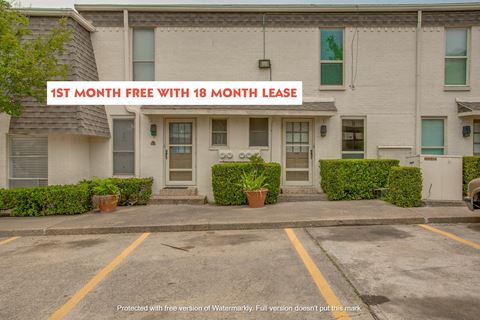 a 1st month free with 16 month lease on an apartment building