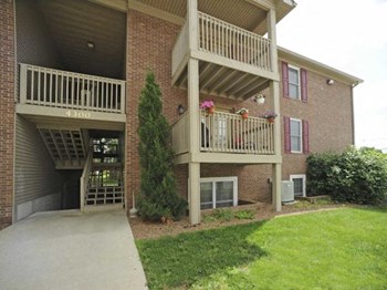 728 N. Cross Pointe Blvd. 2 Beds Apartment for Rent - Photo Gallery 4