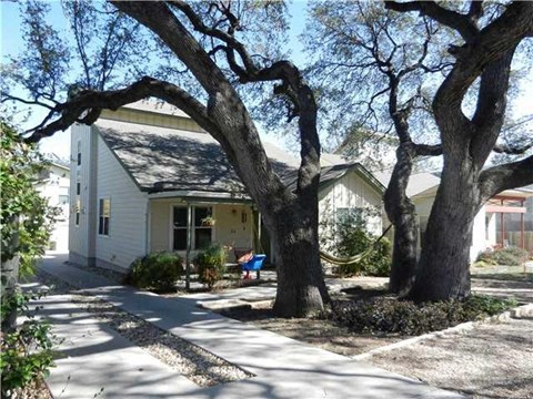 216 Lessin Ln 3 Beds Apartment for Rent