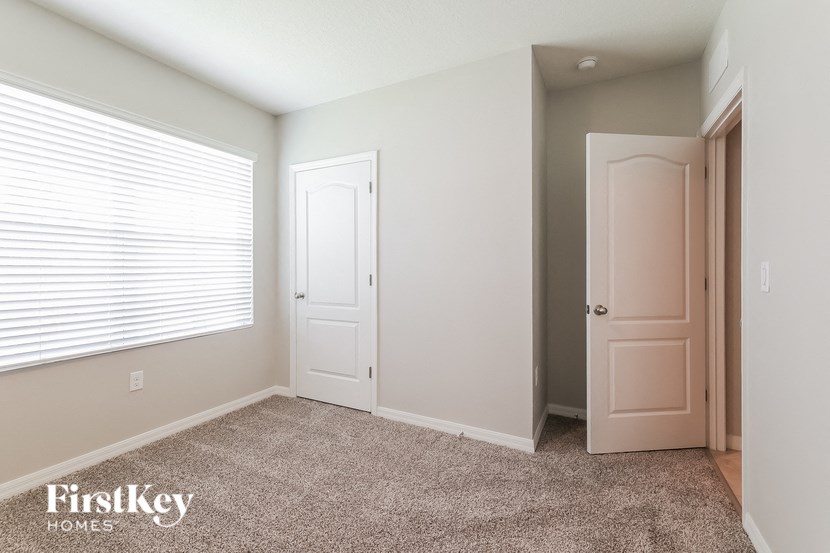 401 Panda Place 4 Beds House for Rent - Photo Gallery 10