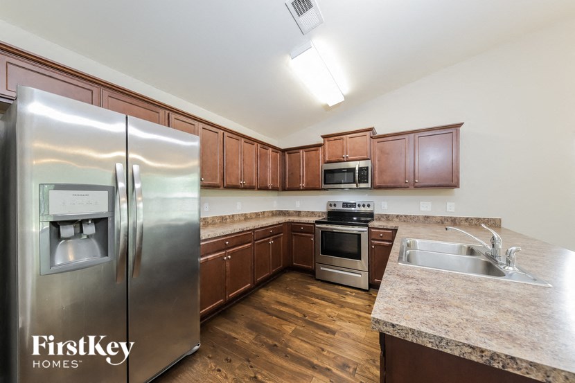 1049 Solstice Street 3 Beds House for Rent - Photo Gallery 5