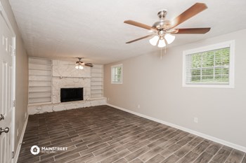 2587 Beech Street 4 Beds House for Rent - Photo Gallery 4