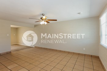 7247 W Mariposa St 3 Beds House for Rent - Photo Gallery 3