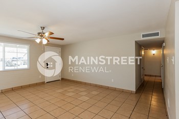 7247 W Mariposa St 3 Beds House for Rent - Photo Gallery 4