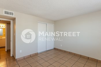 7247 W Mariposa St 3 Beds House for Rent - Photo Gallery 12