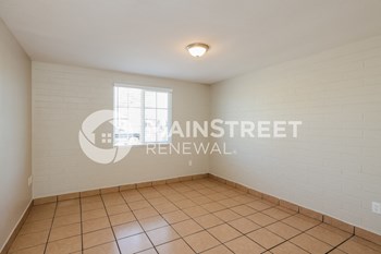 7247 W Mariposa St 3 Beds House for Rent - Photo Gallery 13