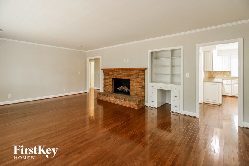 401 Idlewild Drive 3 Beds House for Rent - Photo Gallery 3