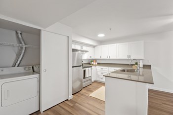 11115 NE 2nd St Studio-1 Bed Apartment for Rent - Photo Gallery 6
