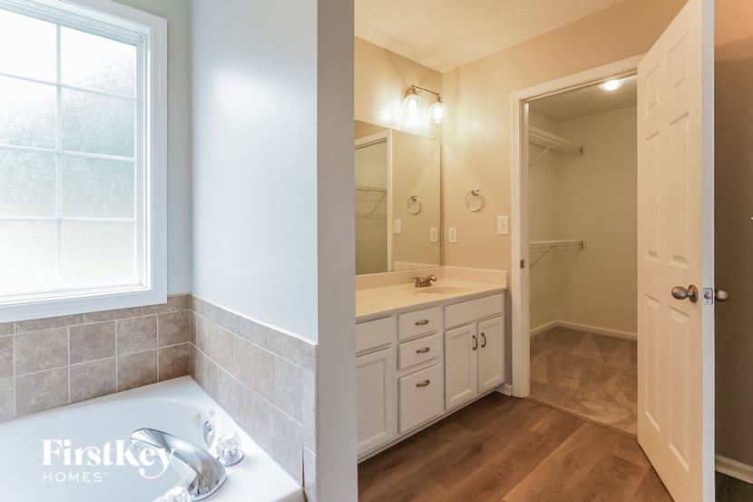 1141 Channelview Court Clarksville, TN 37040