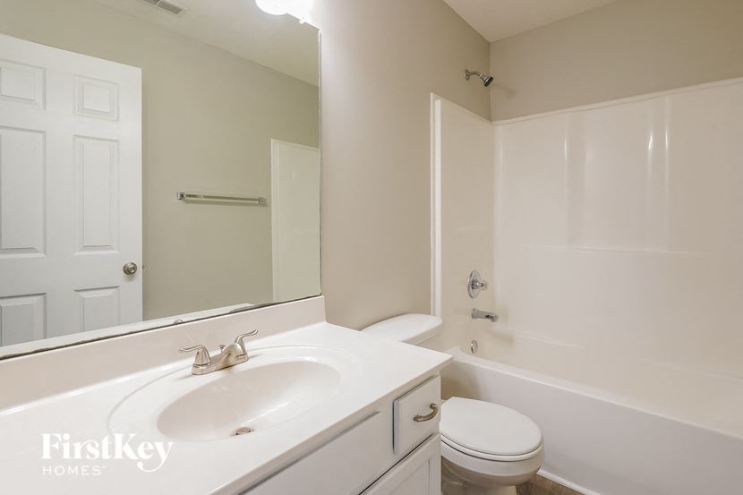 1141 Channelview Court Clarksville, TN 37040